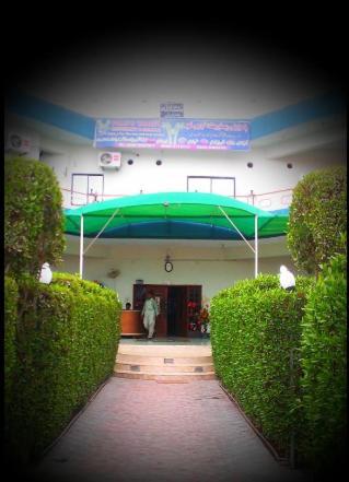 Palm Valley Hotel Sukkur Екстер'єр фото