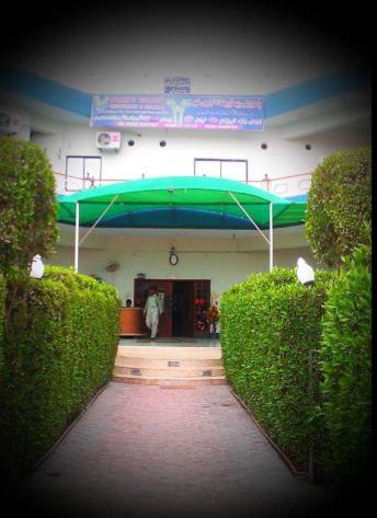 Palm Valley Hotel Sukkur Екстер'єр фото