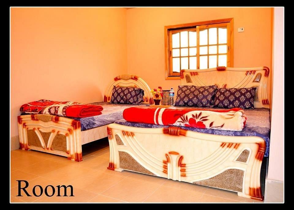 Palm Valley Hotel Sukkur Екстер'єр фото
